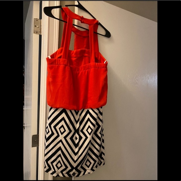 Dress - Picture 2 of 3